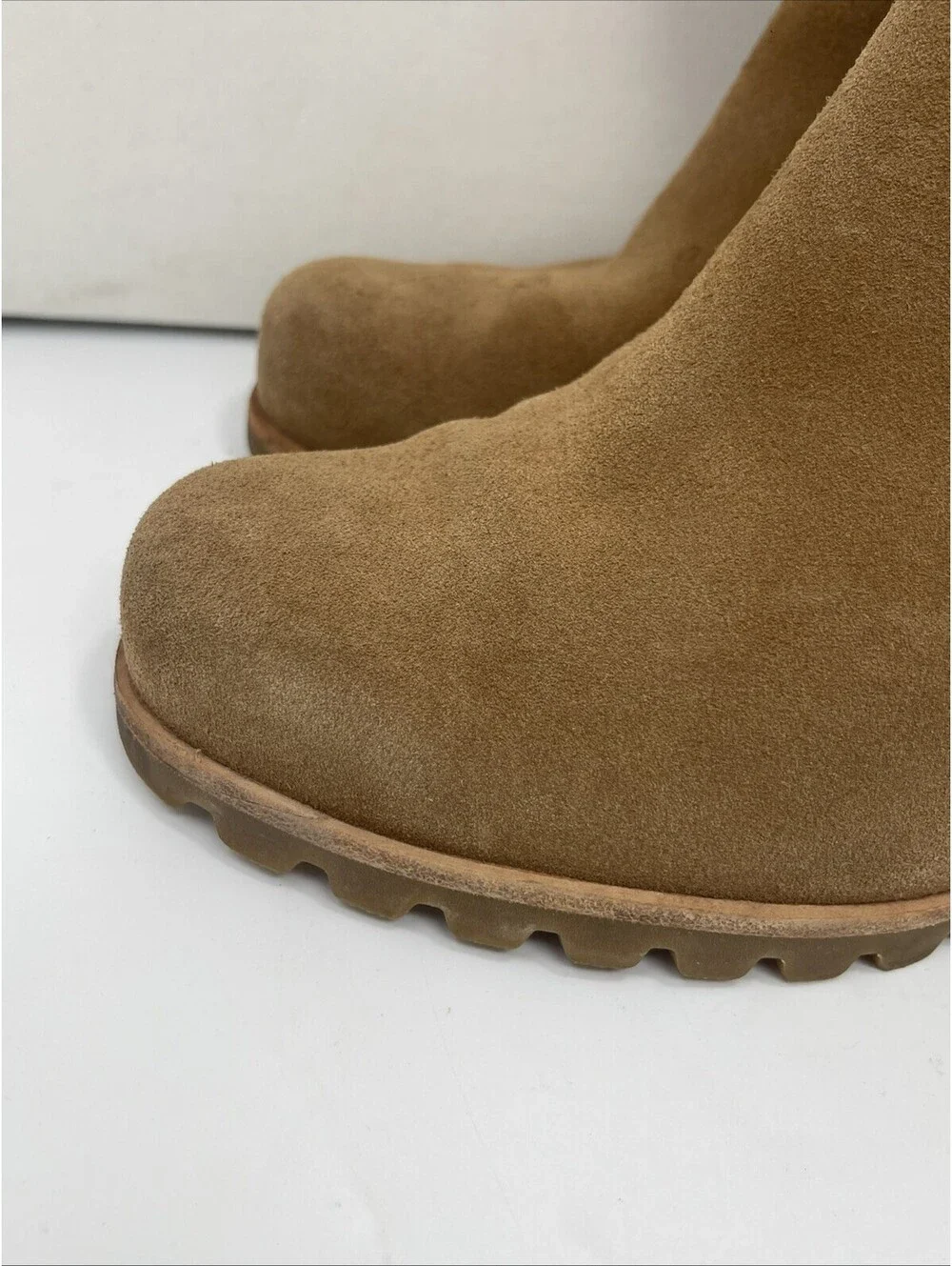 UGG Seyline Women Tan Suede Wedge Booties Shearling Lined Size 9